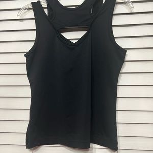 Black, medium athletic works top